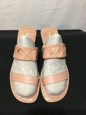 Qupid flat sandals